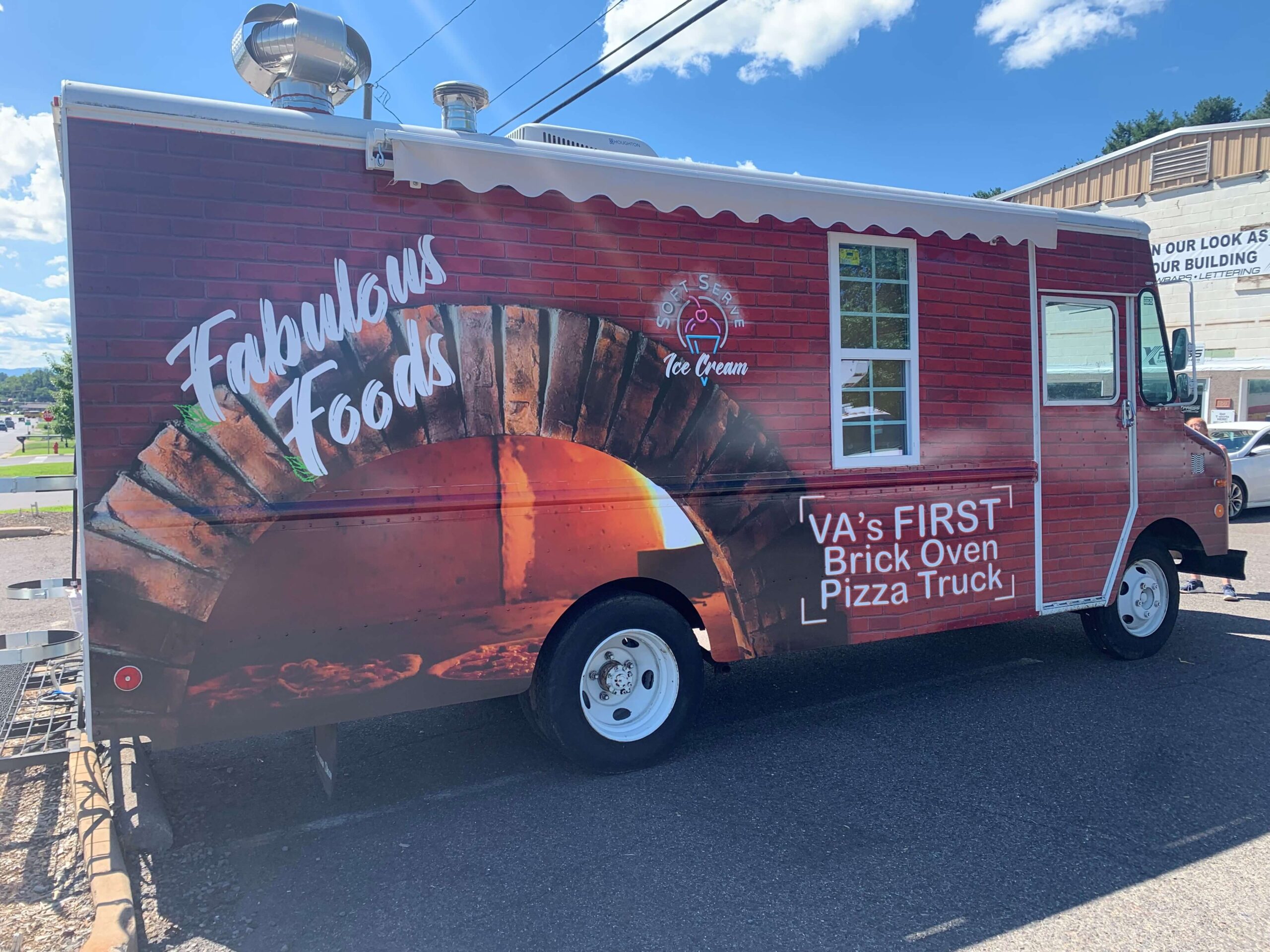 Fabulous Foods – Food Truck Image