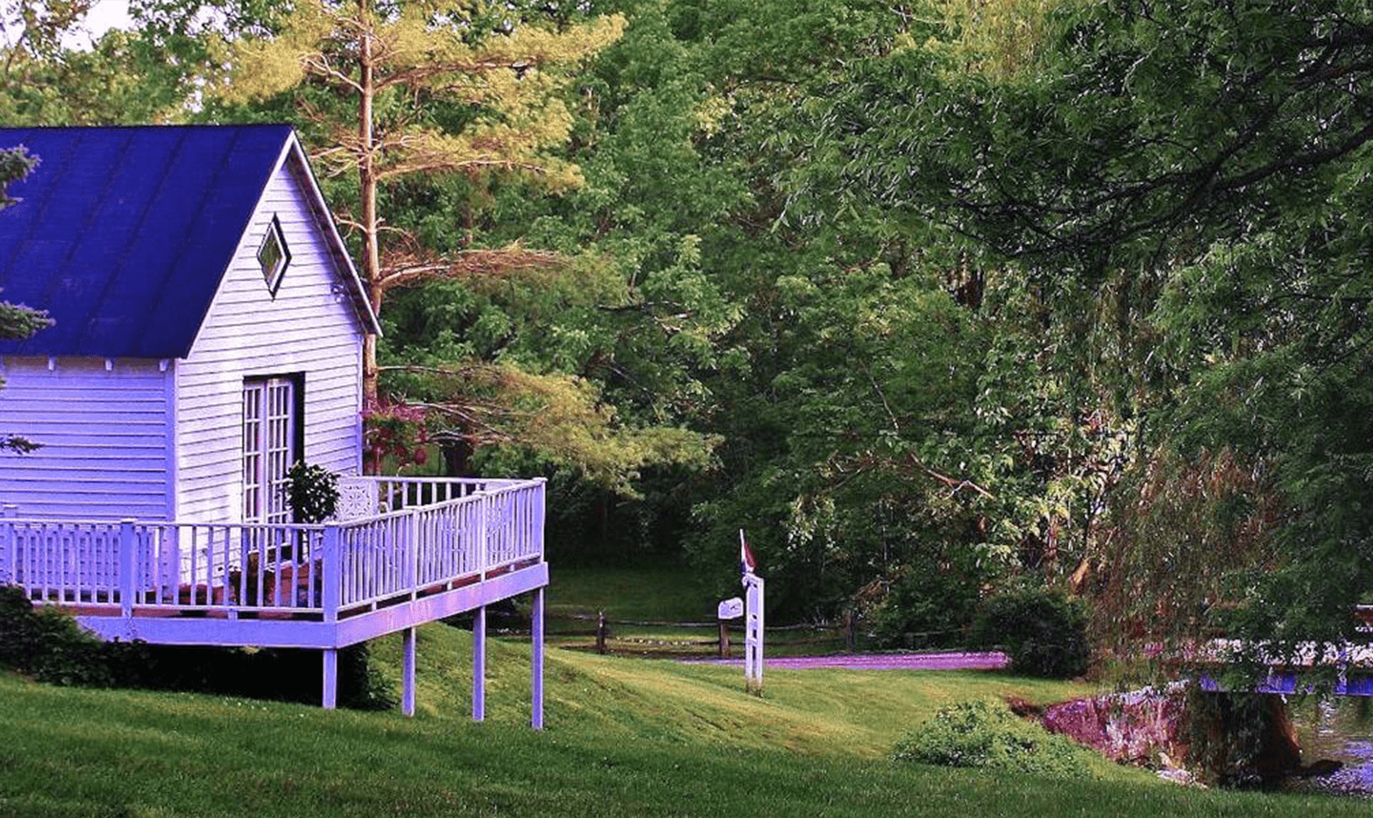 The Cottages at Sharp Rock Vineyards Image