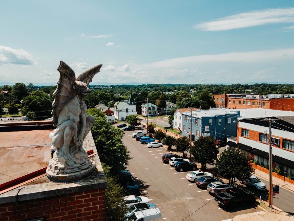 image of gargoyle on building